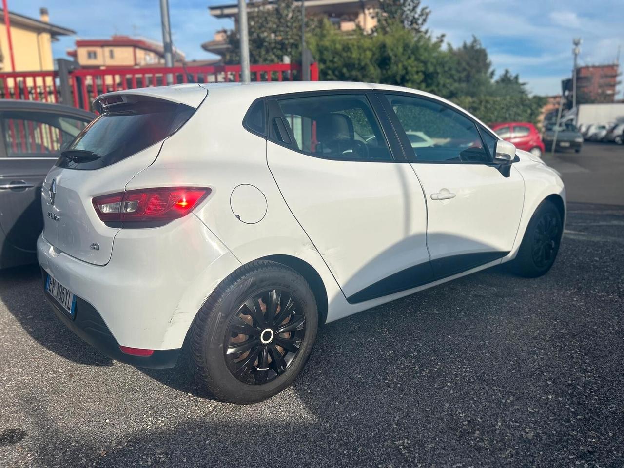 Renault Clio 1.5 dCi 8V 75CV 5 porte Wave