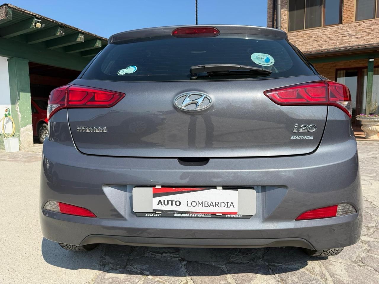 Hyundai i20 1.2 84 CV 5 porte Comfort neopatentati