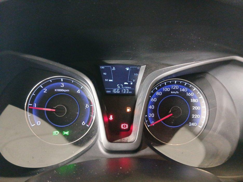 HYUNDAI ix20 - ix20 1.4 CRDI 90 CV APP MODE