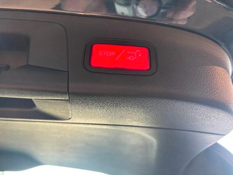 MERCEDES GLA (H247) GLA 250 e EQ-Power...