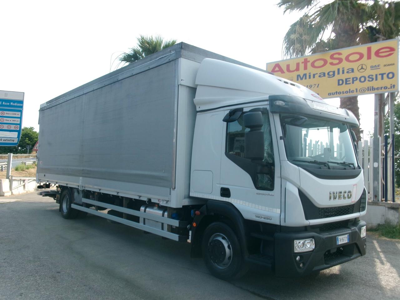 Iveco Daily NEW EUROCARGO 140-25 EURO 6 CENTINA ALZA/ABBASSA 8.50 M +PEDANA CARIC RETR 20Q