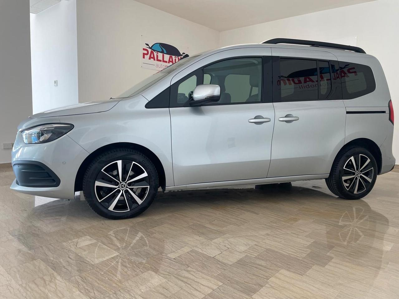 MERCEDES-BENZ CLASSE T 180 d PREMIUM AUTOMATICA – FULL OPTIONAL