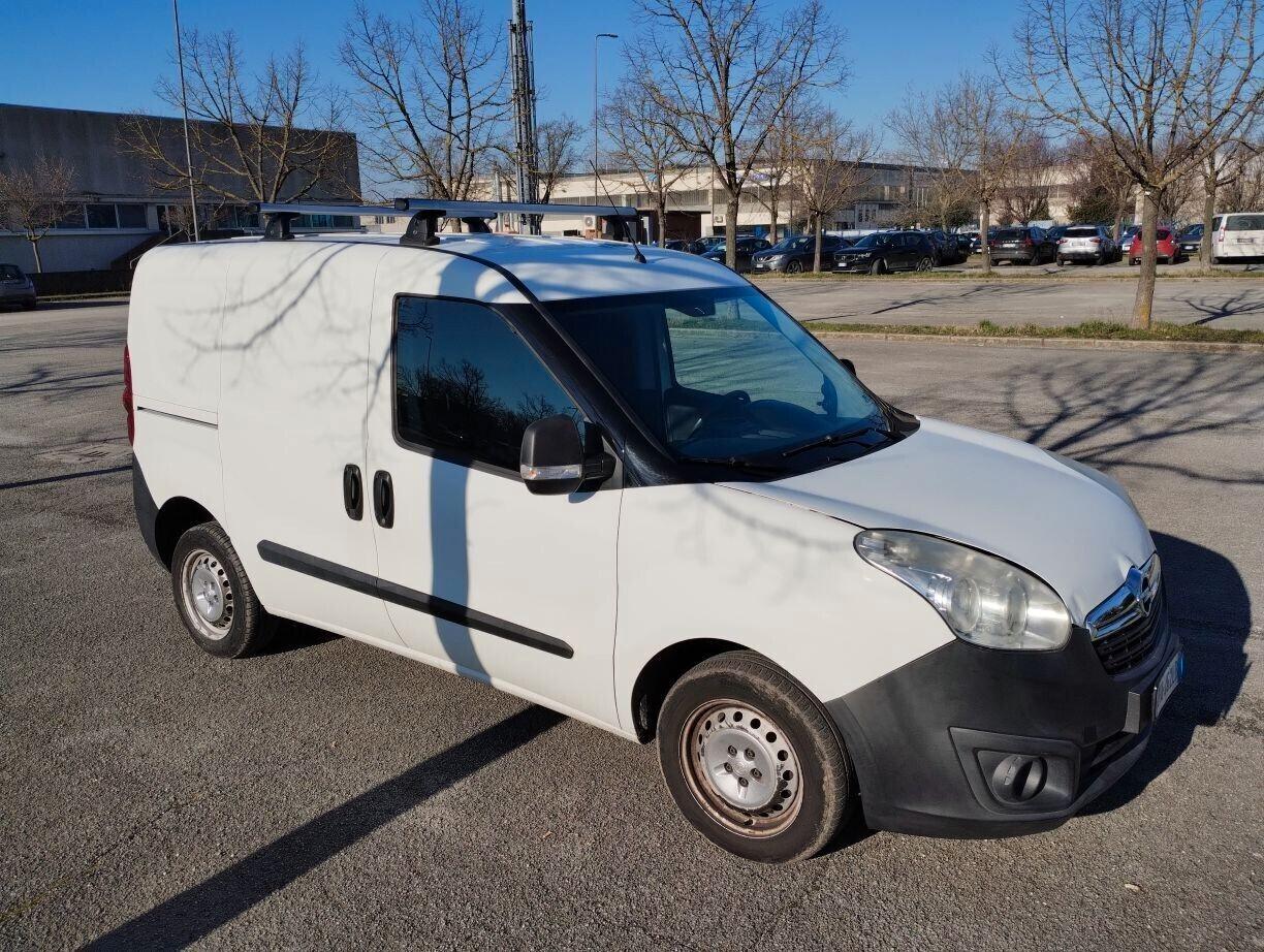 Opel Combo 1.3mjt SOLI 120000 KM