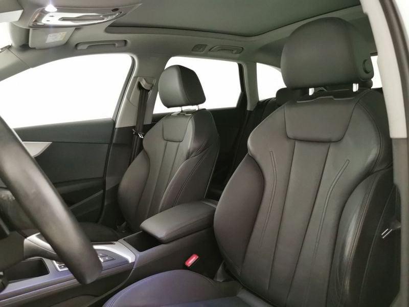 Audi A4 allroad 40 2.0 tdi mhev Identity Contrast quattro 204cv s-tronic