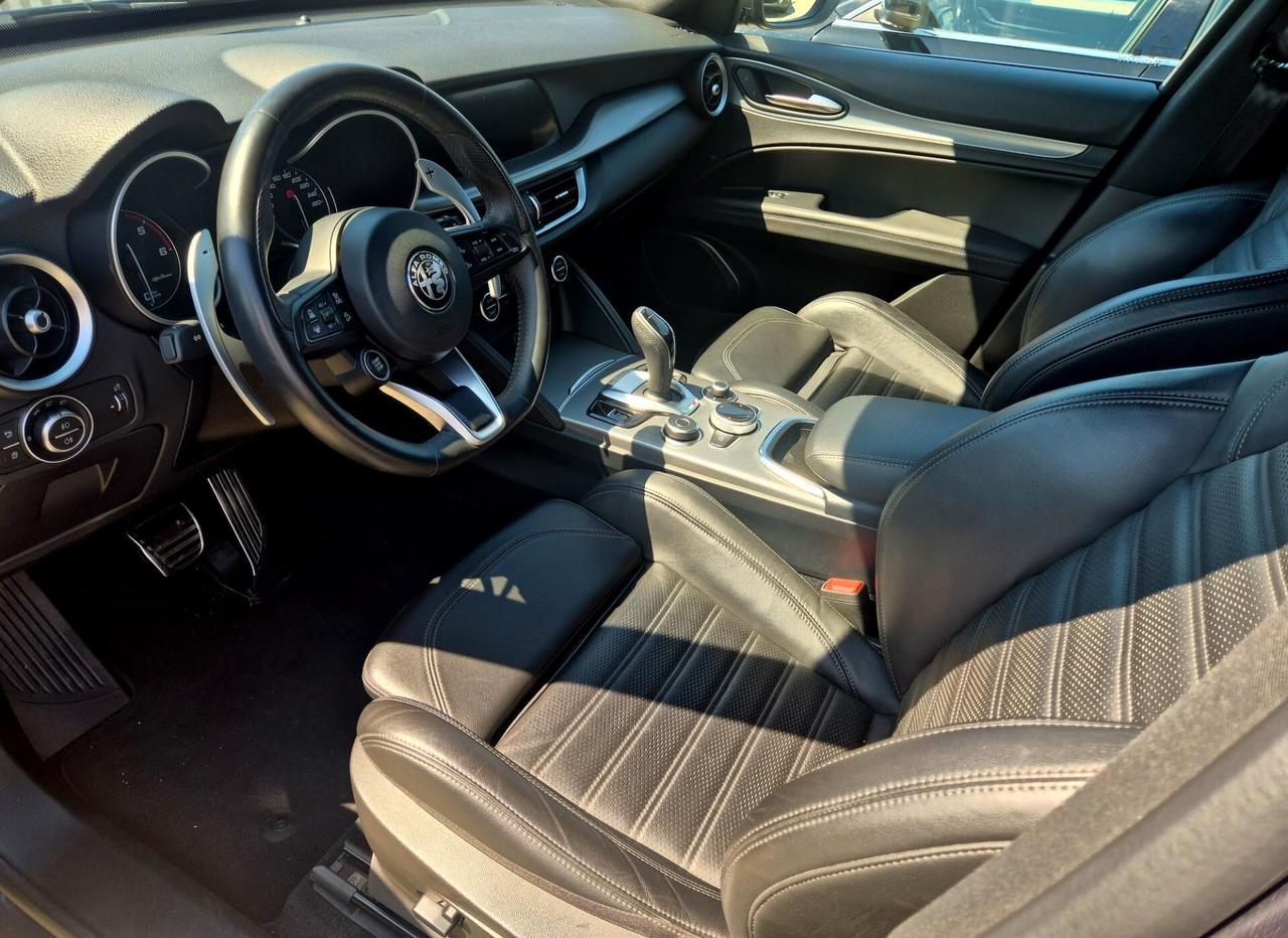 Alfa Romeo Stelvio 2.2 Turbodiesel 210 CV AT8 Q4 Veloce