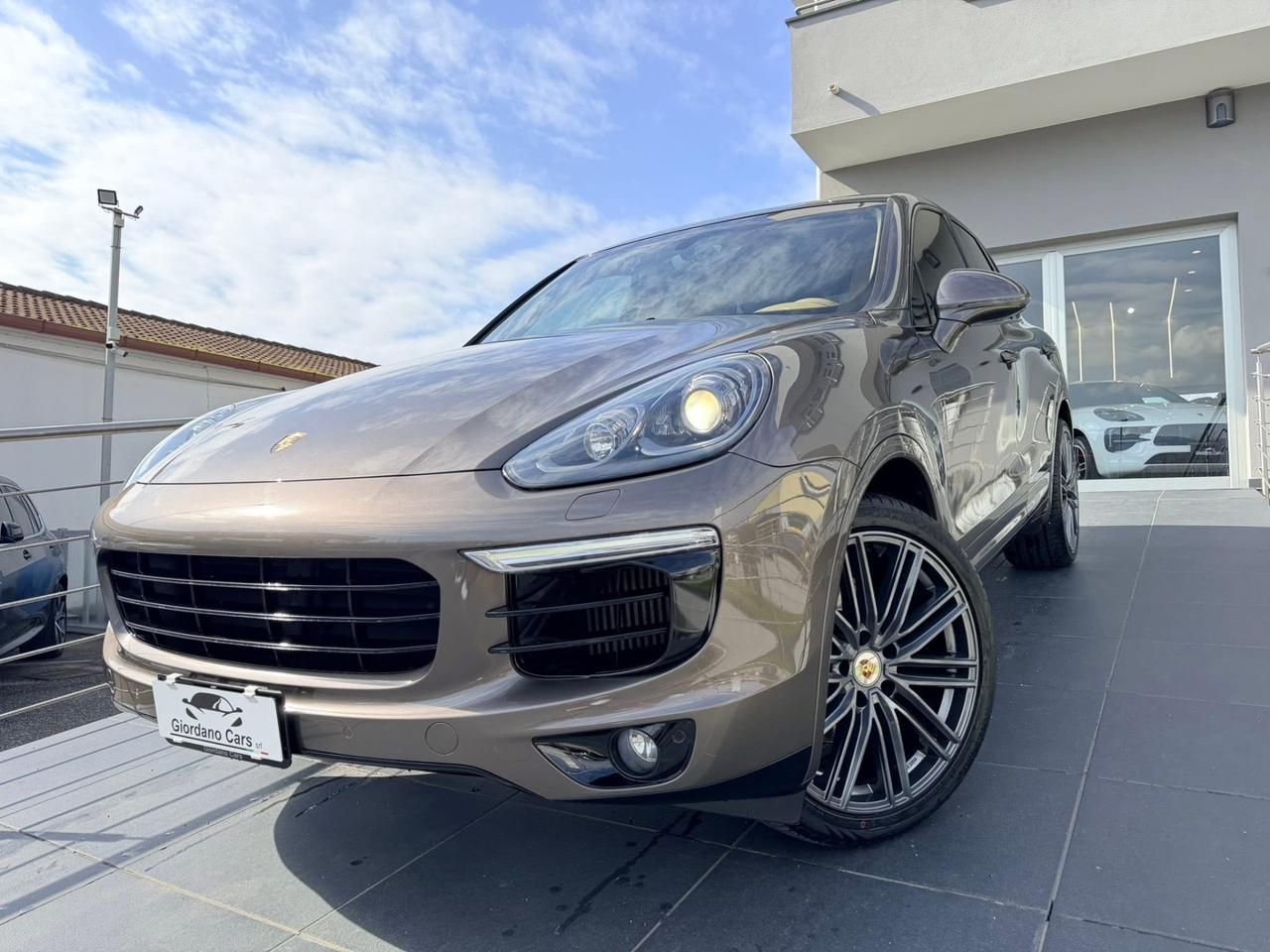 Porsche Cayenne 3.0 Diesel Platinum Edition 250cv