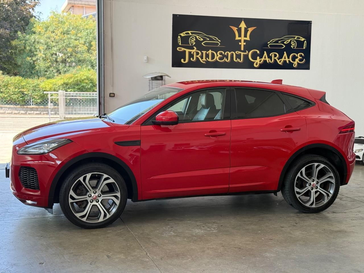 Jaguar E-Pace 2.0D 240 CV AWD aut. R-Dynamic HSE