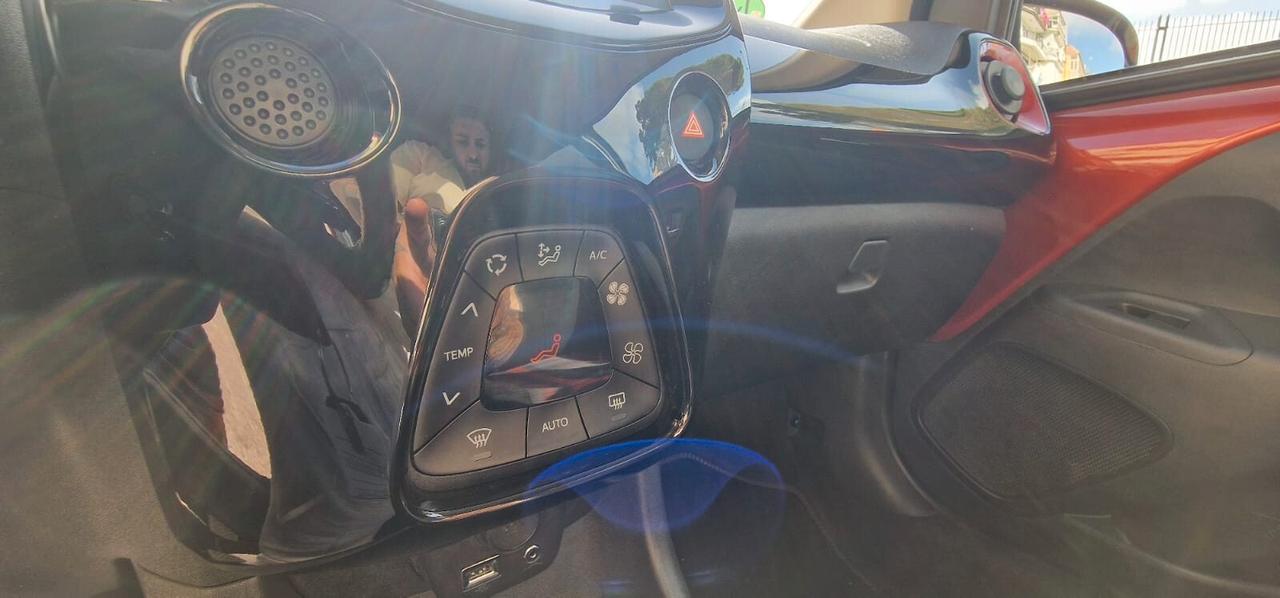 Peugeot 108 VTi 72 S&S 5 porte Allure Collection Cabriolet