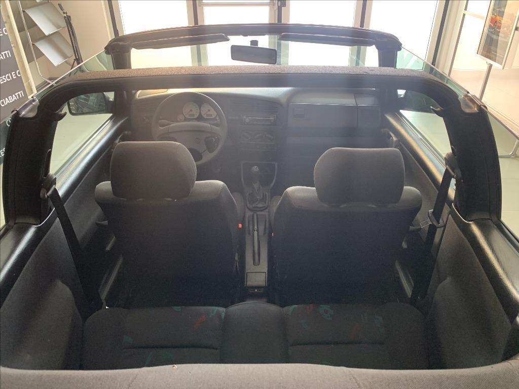VOLKSWAGEN Golf Cabriolet 1.6 cat Avantgarde del 1995