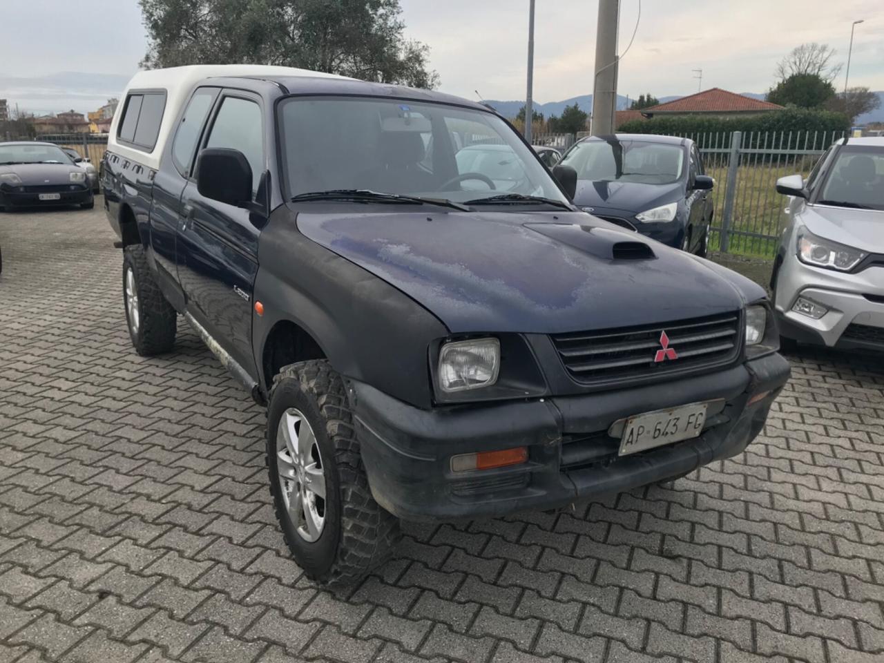 Mitsubishi L200 2.5 TDI 4WD Club Cab Pick-up GLX