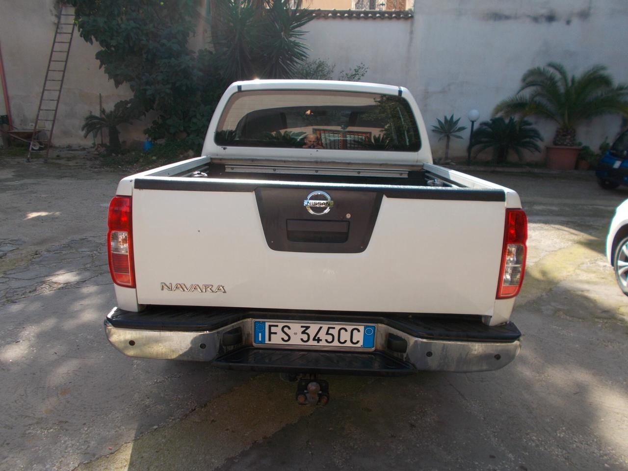 Nissan Navara 2.5 dCi 190CV 4 porte Double Cab LE
