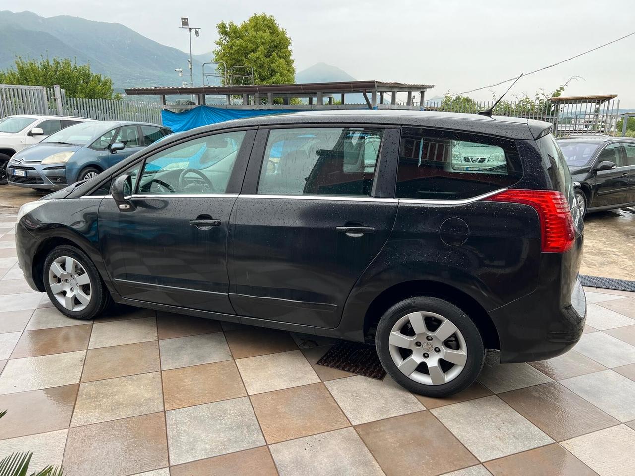 Peugeot 5008 1.6 HDi 112CV Premium