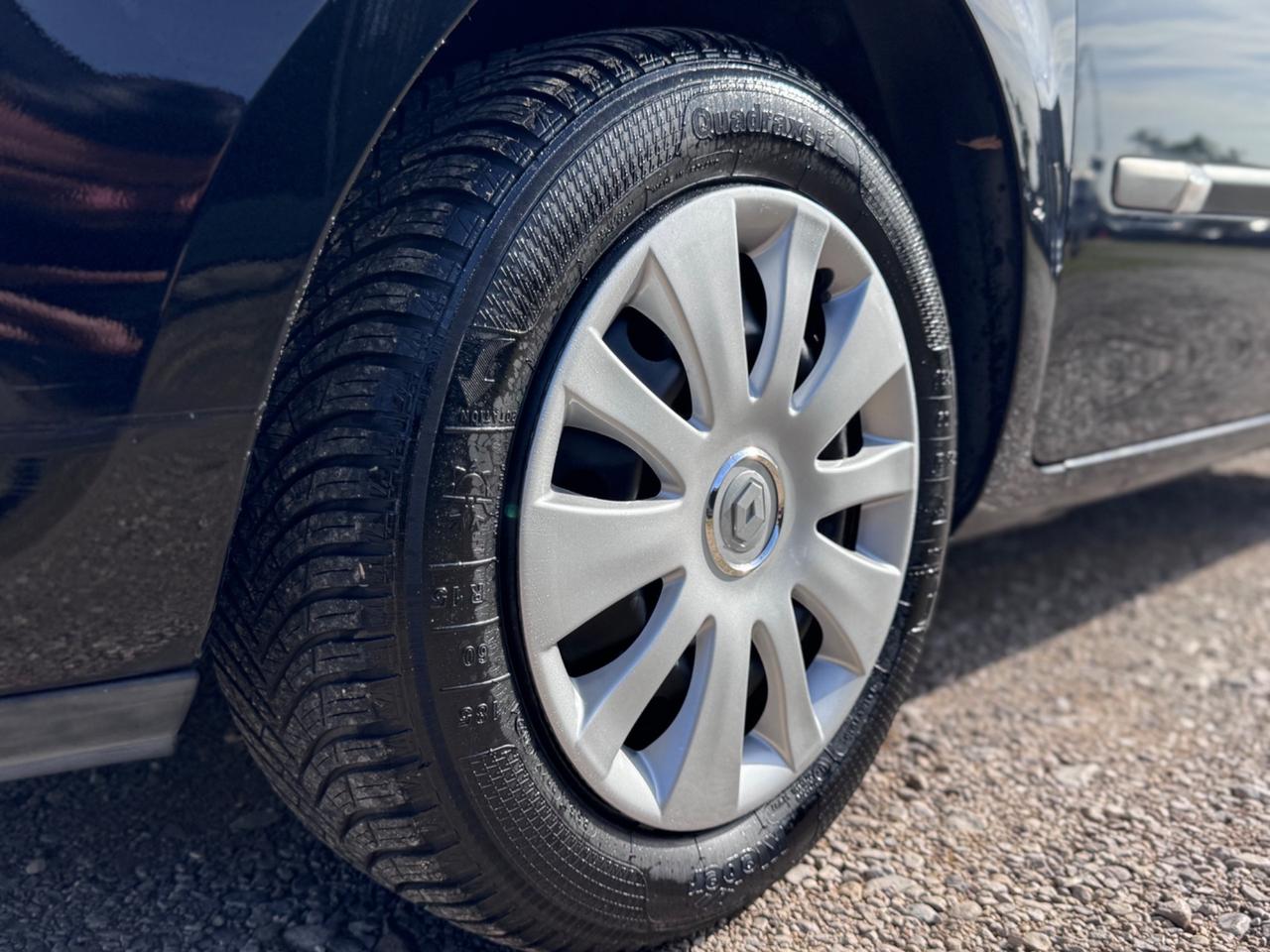 Renault Clio 1.2 GPL Benzina 75cv - Neopatentati 2010