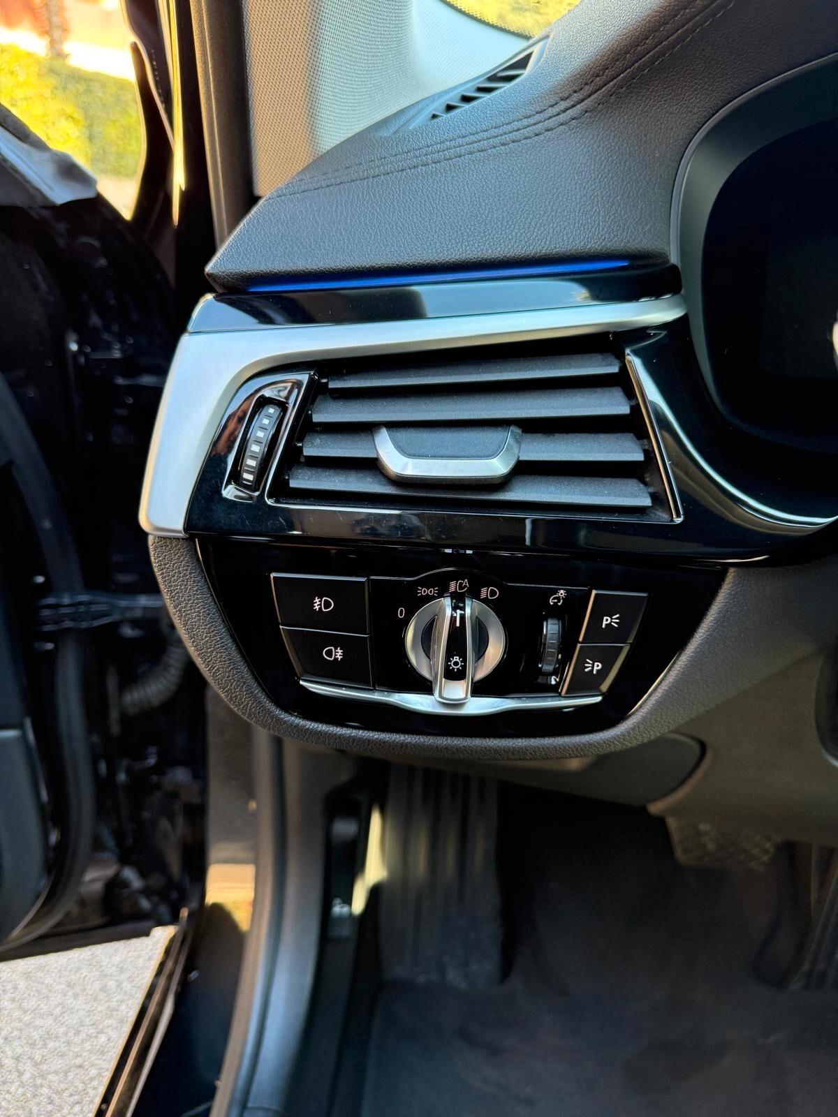 Bmw 520 520d 48V Luxury Steptronic