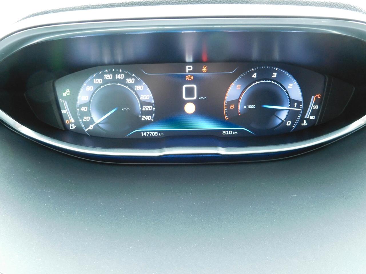 Peugeot 3008 BlueHDi 130 S&S EAT8 Allure