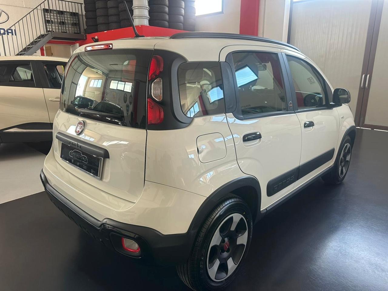 Fiat Panda 1.2 Connected by Wind