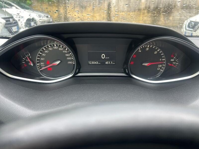 Peugeot 308 BlueHDi 120 S&S Business