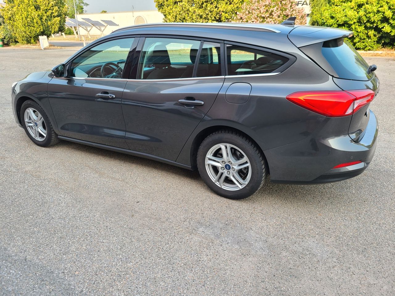 Ford Focus 2019 photo 2