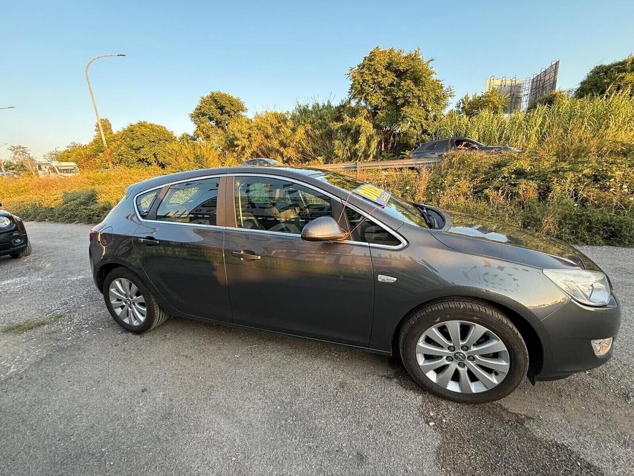 Opel Astra 1.7 CDTI 110CV 5 porte Cosmo