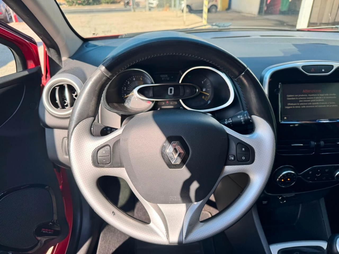 Renault Clio dCi 8V 75 CV Start&Stop 5 porte Energy Duel