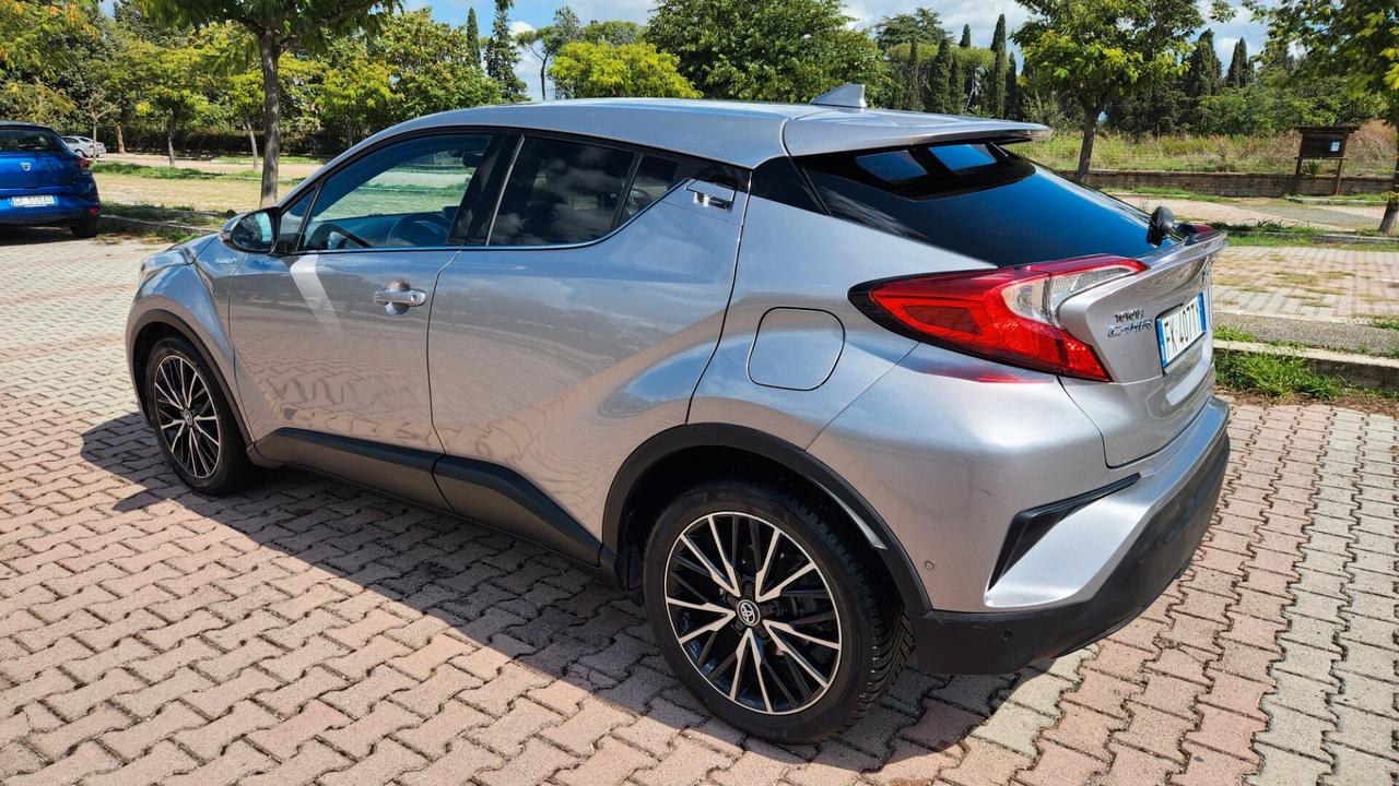 Toyota C-HR 1.8 Hybrid E-CVT Lounge