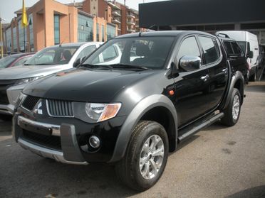 Mitsubishi L200 2.5 DI-D/136CV Double Cab Intense ''terrainer''