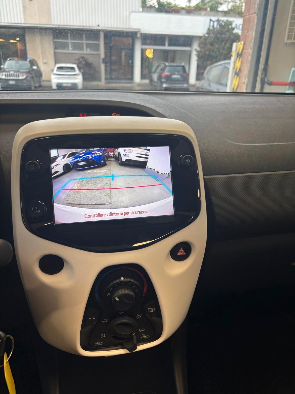 Citroen C1 Airscape VTi 72 S&S 5 porte Shine