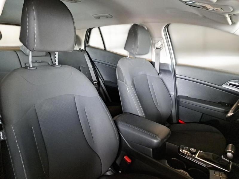 KIA SPORTAGE 1.6 CRDI MHEV BUSINESS 2WD DCT SUV