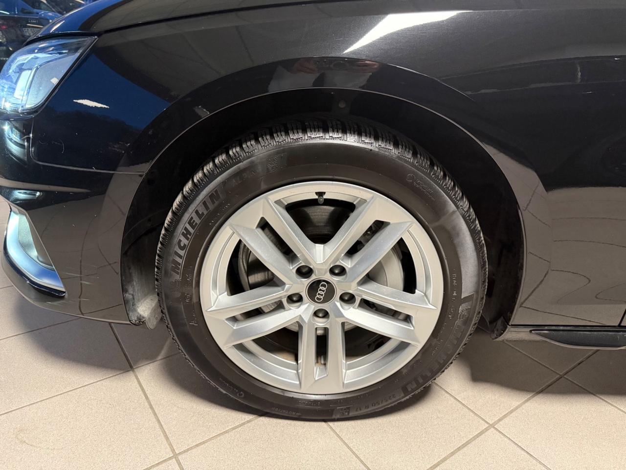 Audi A4 40 2.0TDI mhev quattro S tronic Business advanded