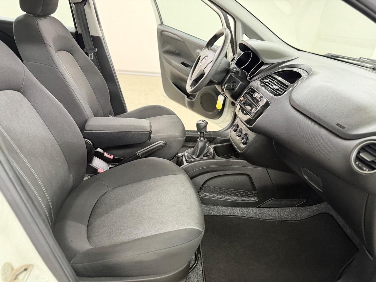 FIAT PUNTO (anno 2015)