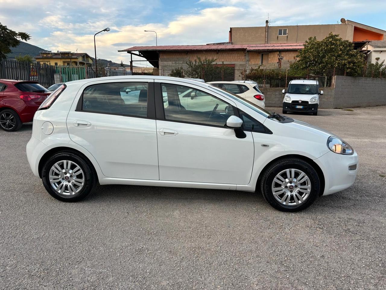 Fiat Punto 1.3 MJT II 75 CV 5 porte Street