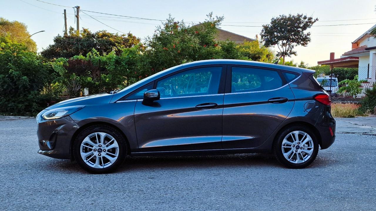 Ford Fiesta 1.0 Ecoboost Hybrid 125 CV 5 porte Titanium