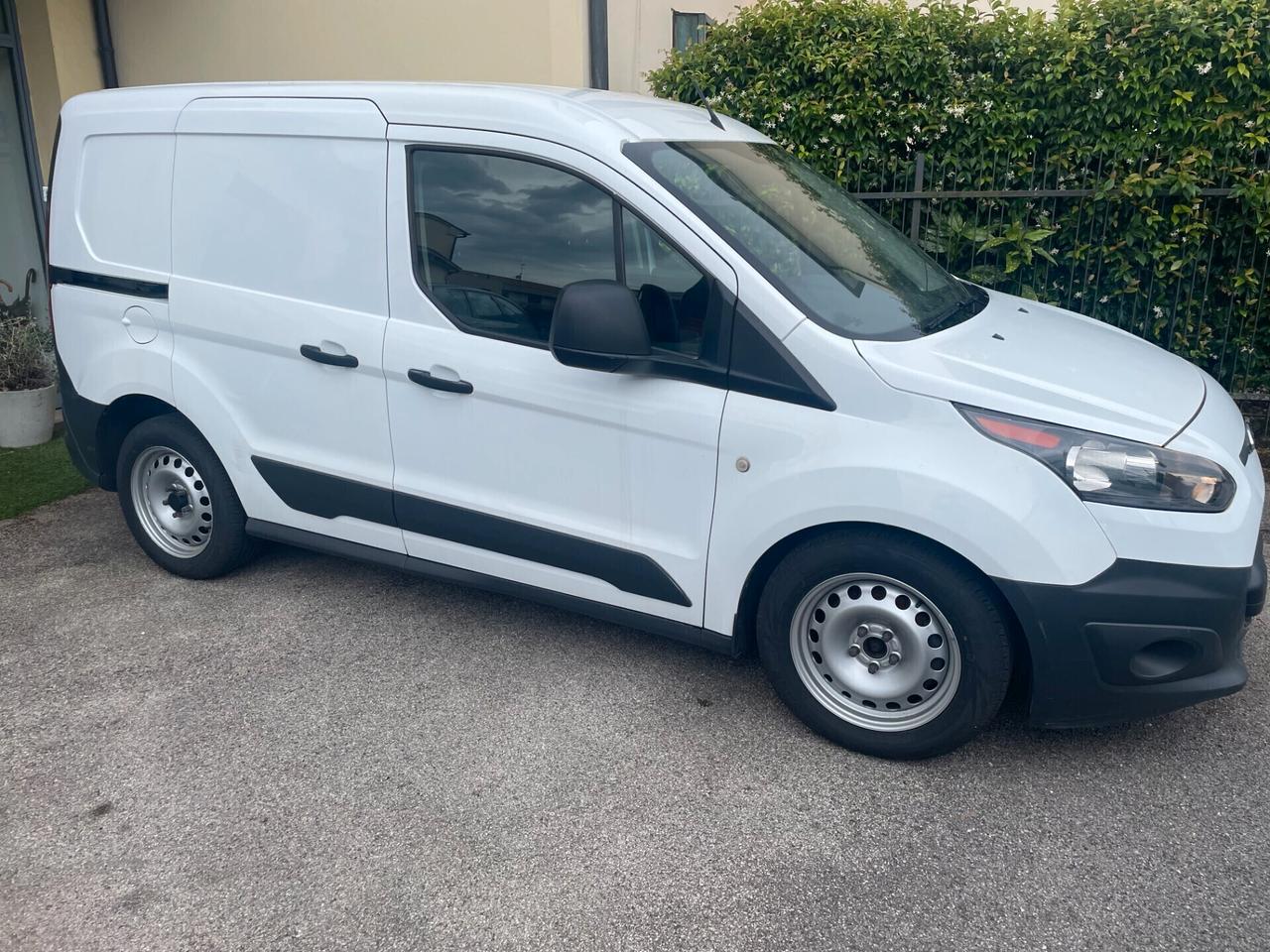 Ford Transit Connect 3 POSTI