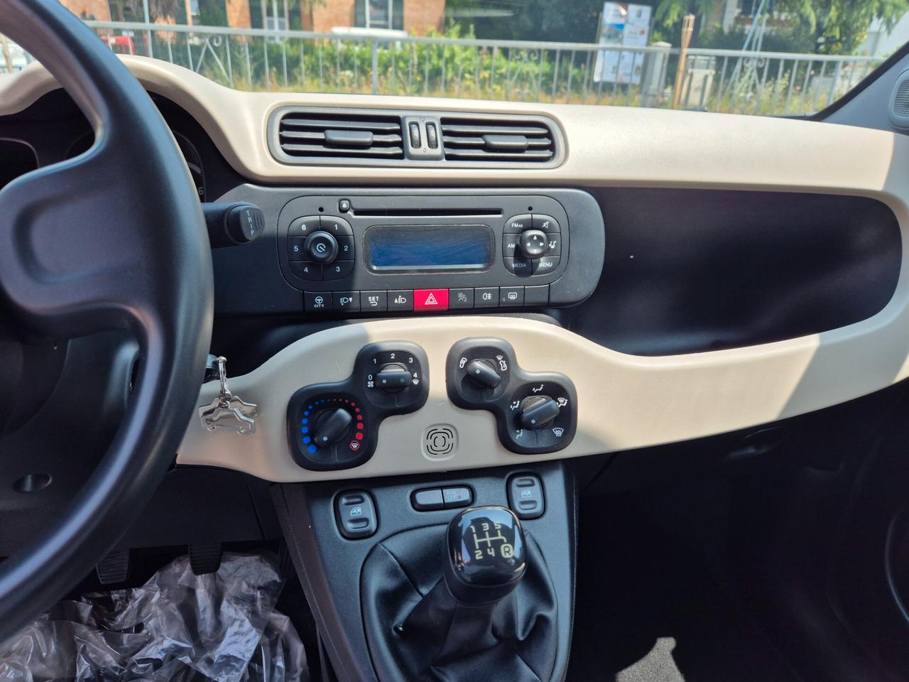 Fiat Panda 1.2 Benzina - Anno 2015 - OK NEOPATENTATI