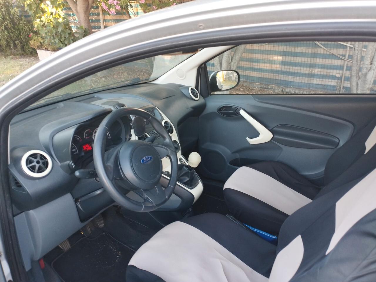 Ford Ka 1.2 8V 69CV Titanium