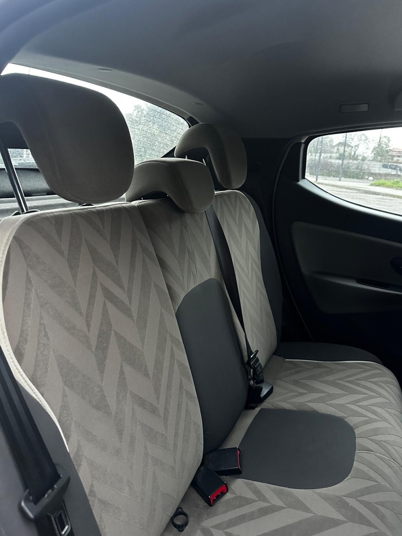 Lancia Ypsilon 1.2 69 CV 5 porte GPL Ecochic Gold