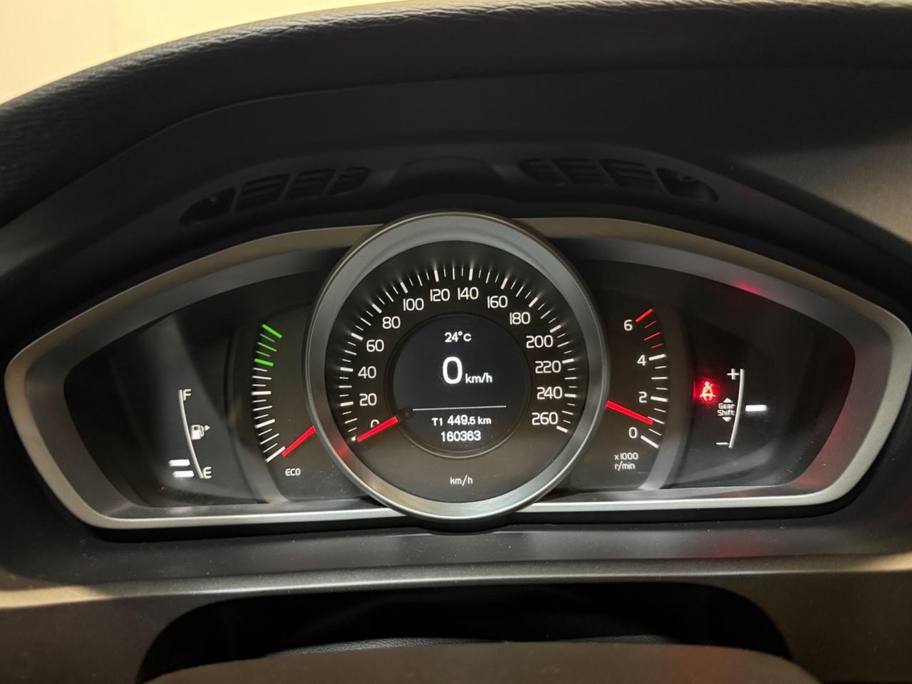 Volvo V40 D2 'eco' Momentum