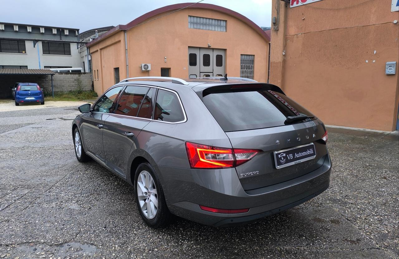 Skoda Superb 2.0 TDI EVO 150 CV SCR DSG Wagon Executive