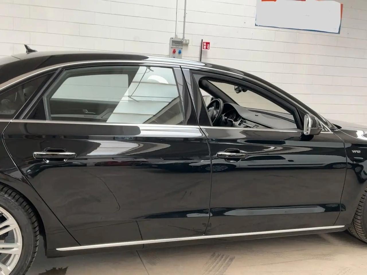 Audi A8 L 6.3 W12 FSI quattro tiptronic