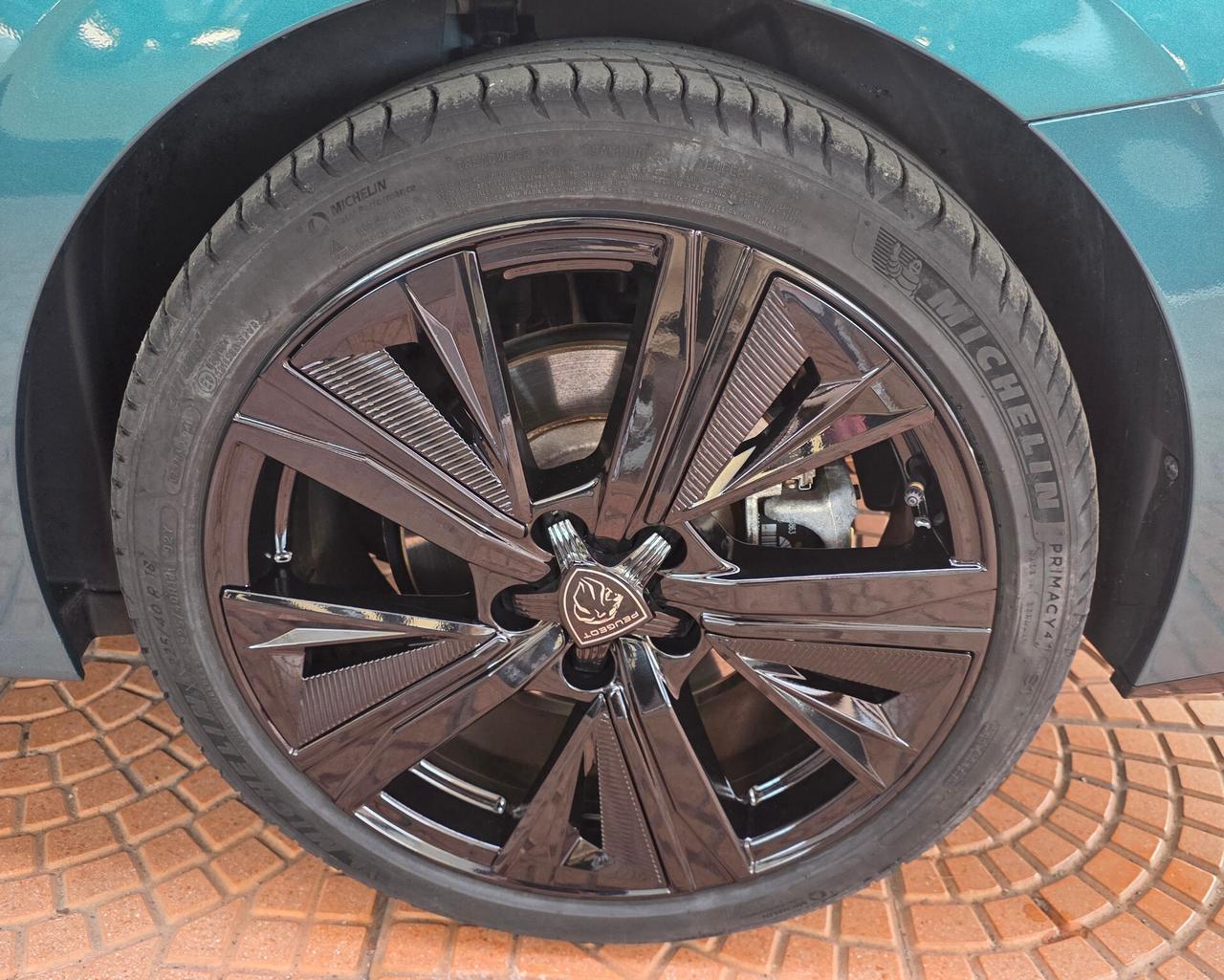 Peugeot 308 Plug-in Hybrid 225 e-EAT8 SW GT