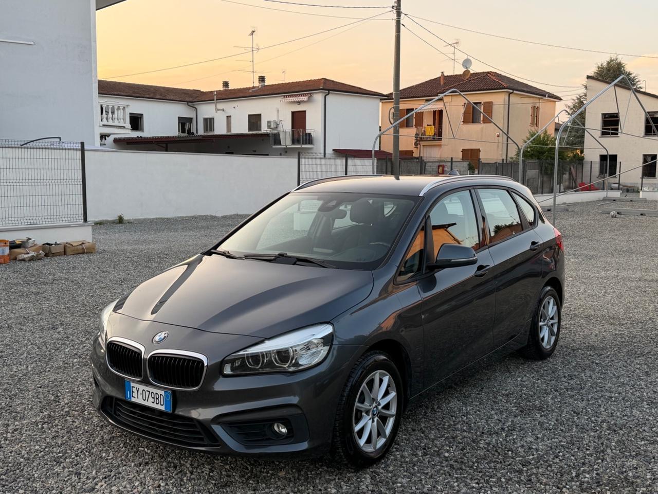 Bmw 2er Active Tourer 218d Advantage