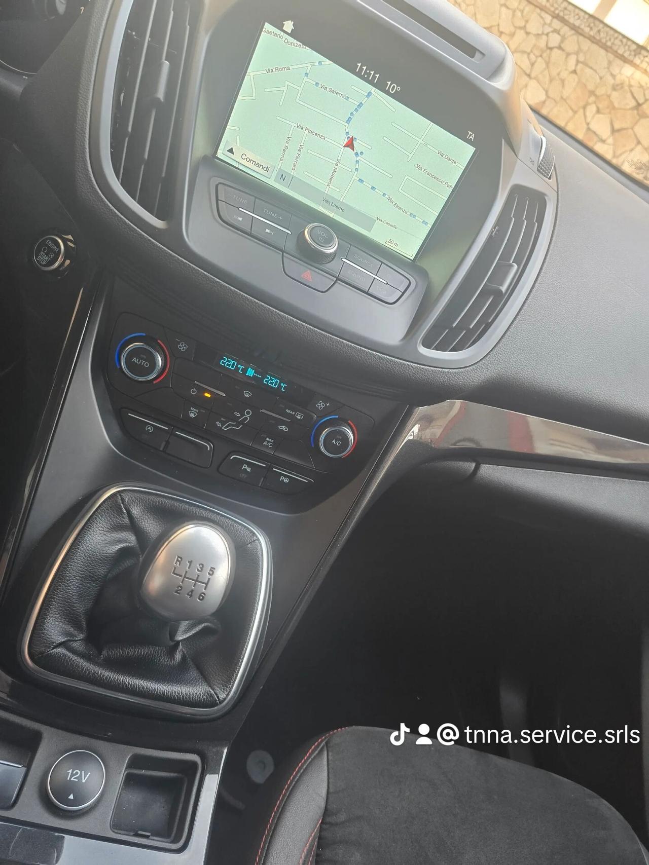 Ford Kuga 1.5 TDCI 120 CV S&S 2WD ST-Line