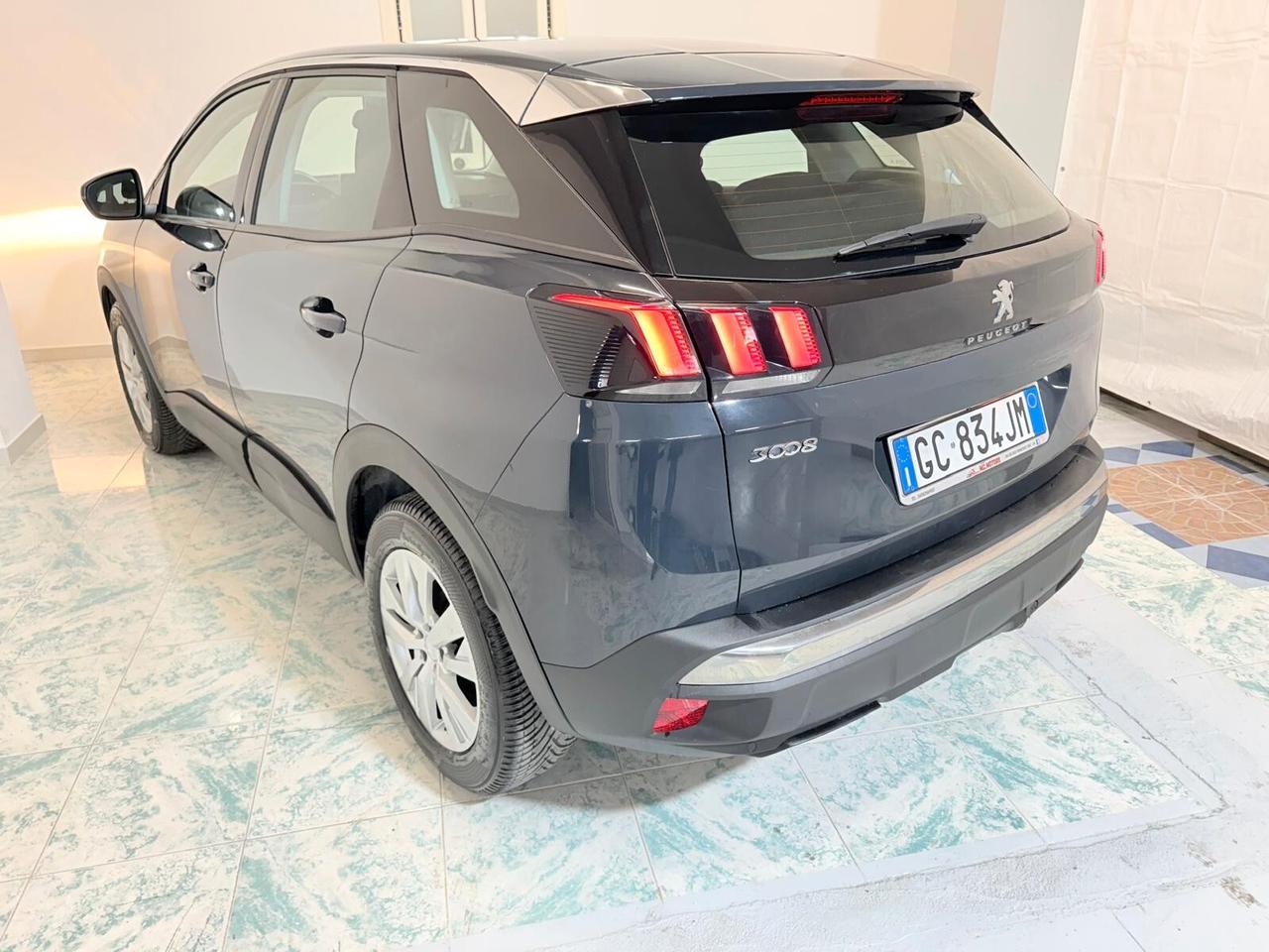 Peugeot 3008 BlueHDi 130 S&S Business