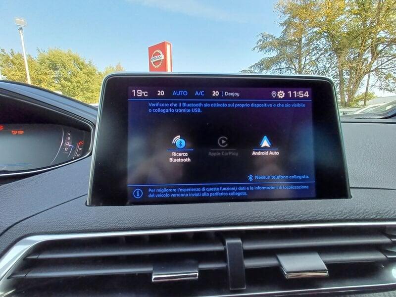 Peugeot 3008 3008 1.5 130cv eat8 GANCIO TRAINO