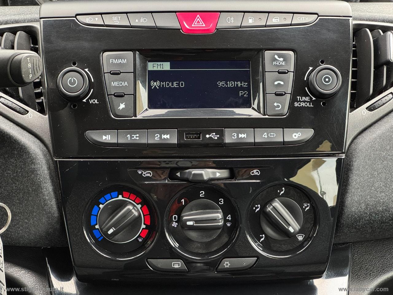 LANCIA Ypsilon 1.2 69 CV 5p. GPL Ecochic Ele.Bl