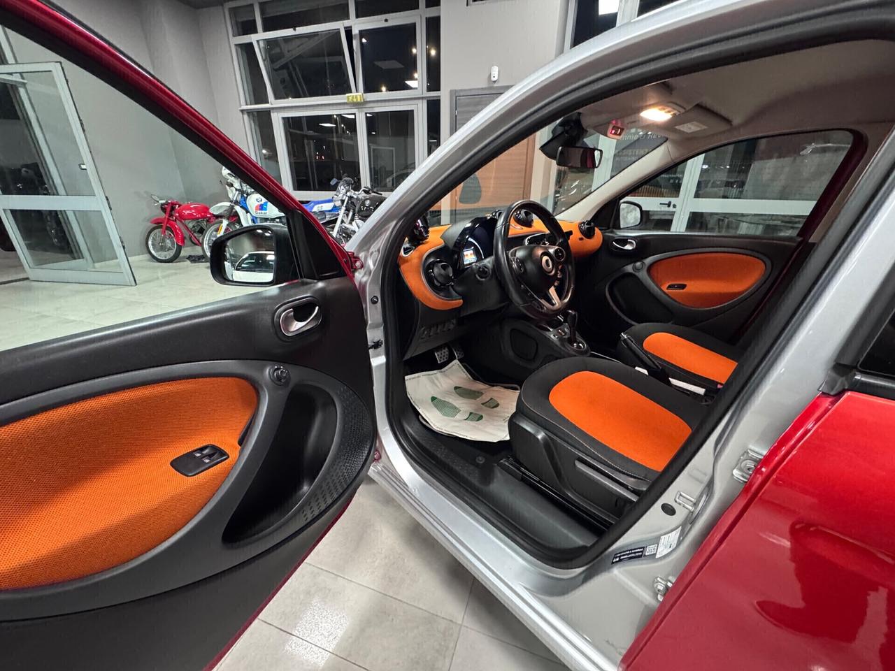 SMART FOR FOUR 900 TURBO BENZ AUTOMATICA BRABUS