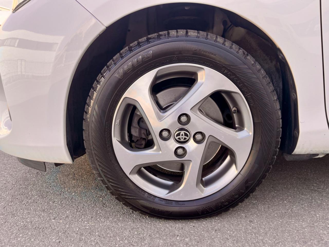Toyota Yaris 1.5hybrid 74kw 2016 146.000km perfetta