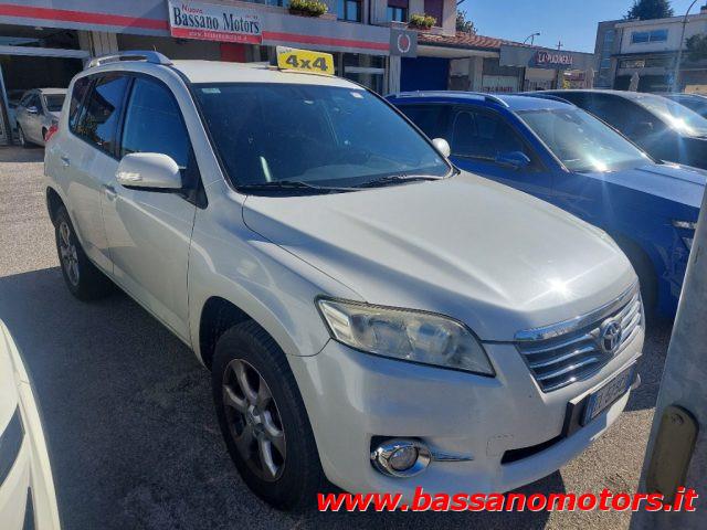 TOYOTA RAV 4 MY23 RAV4 Crossover 2.2 D-4D 150 CV DPF Exclusive