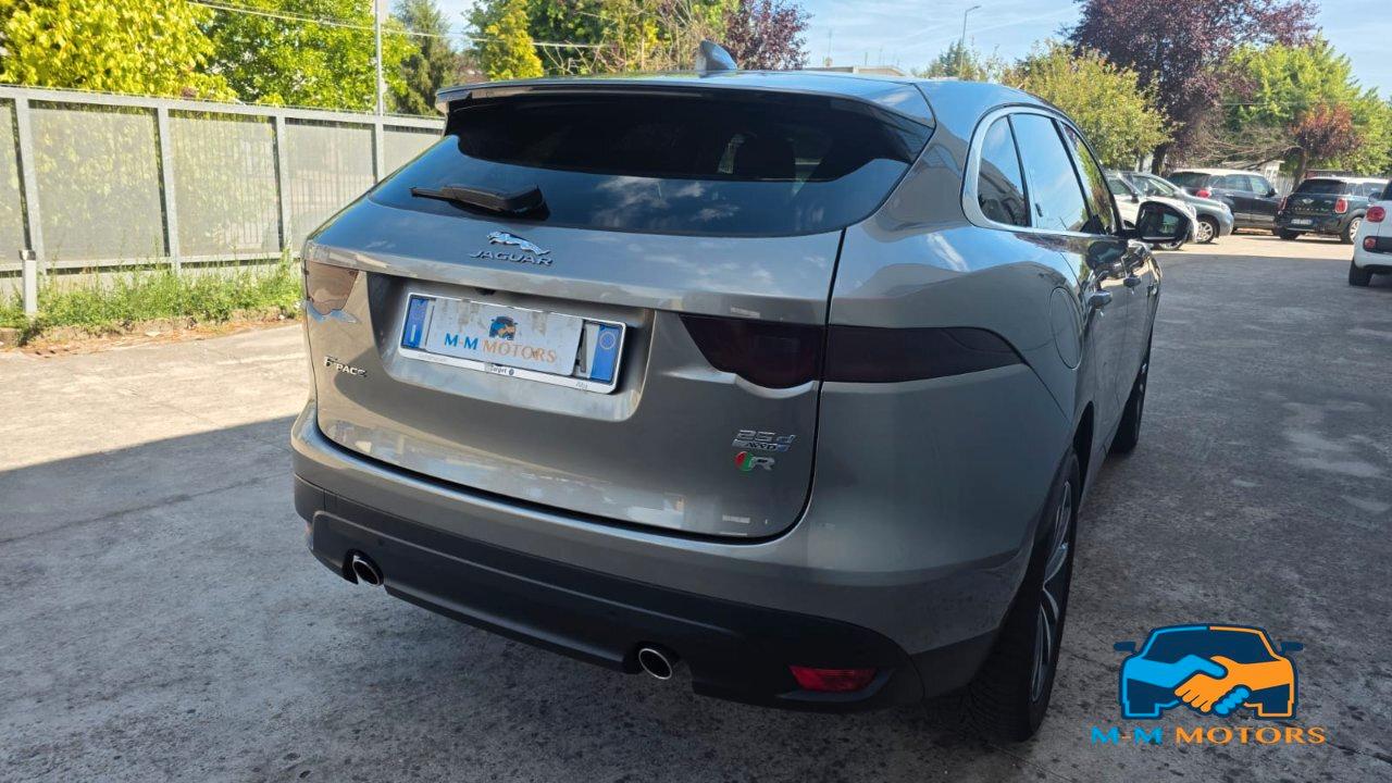 Jaguar F-Pace 2.0d i4 Portfolio awd 240cv auto my18
