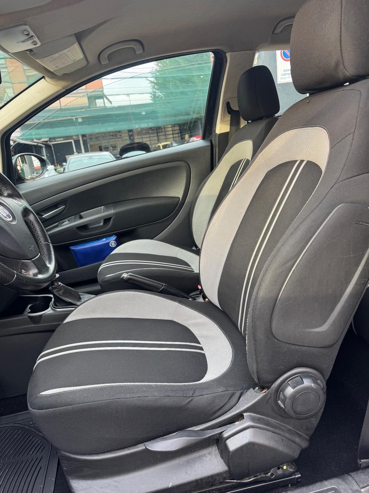 Fiat Grande Punto 1.3 MJT 90 CV 3 porte Sport